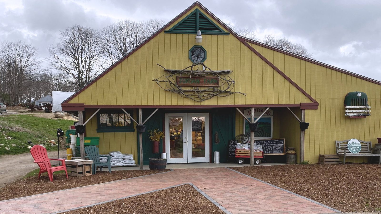 Jordan's Farm Stand entrance with the new brick walkway