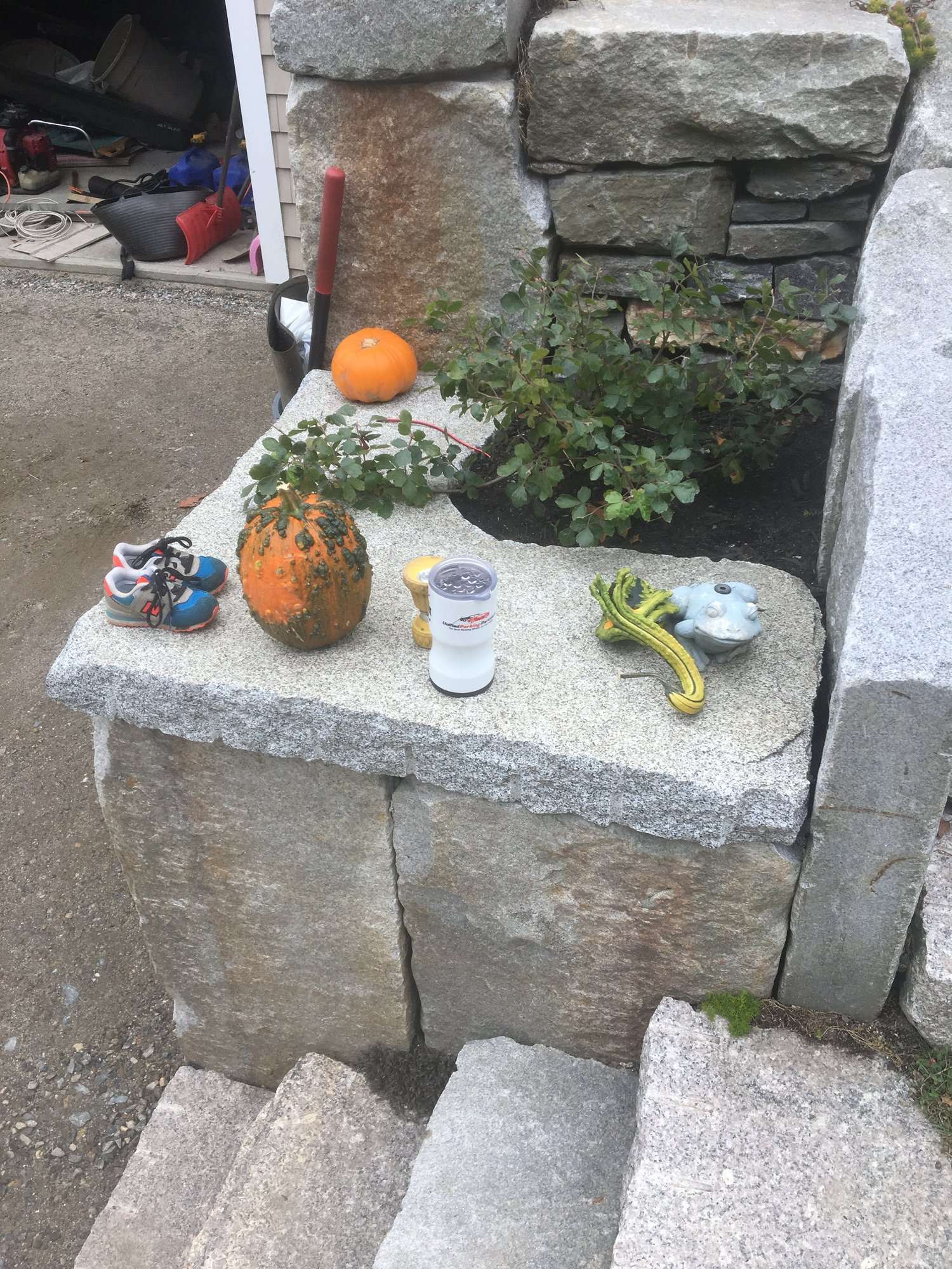 Granite-capped wall corner with planter